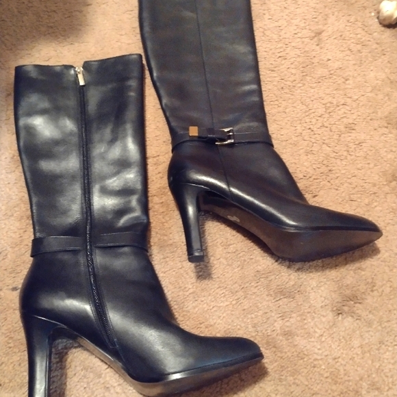Banana Republic Shoes - 2 for $5 Banana Republic black boots size 10